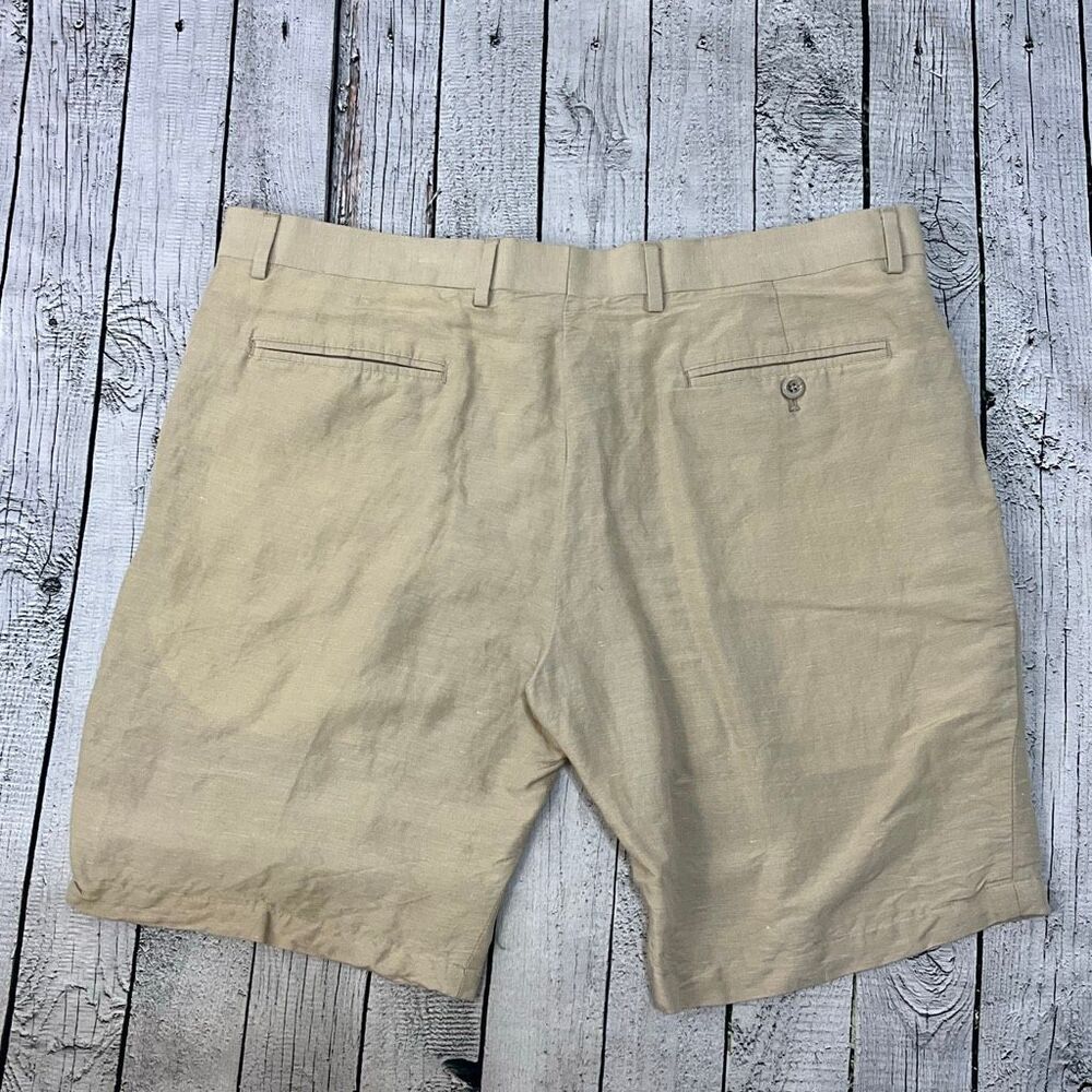 LOUIS RAPHAEL Linen Blend Shorts - Picture 2 of 4